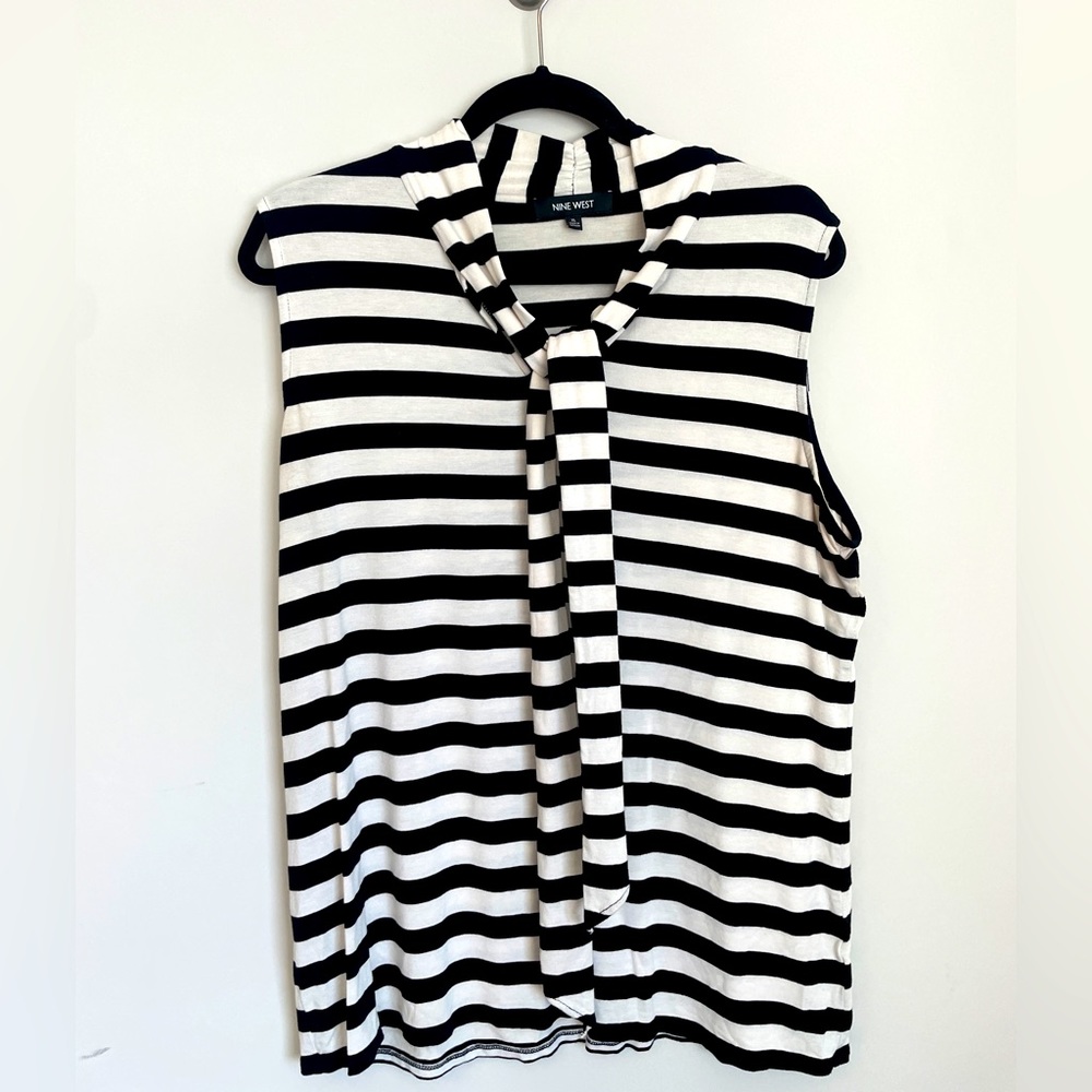 Nine West sleeveless blouse